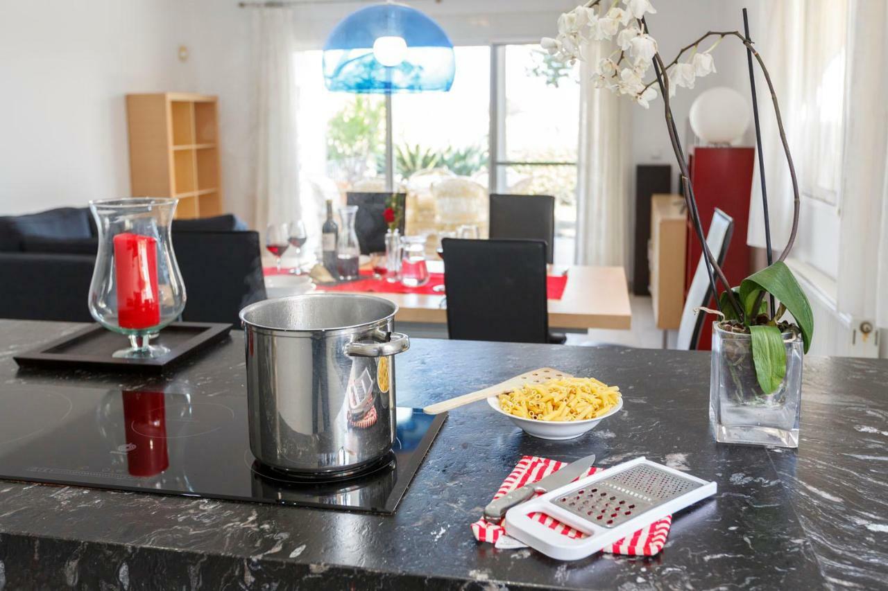 Bright Villa With Salt Water Pool El Campello Extérieur photo